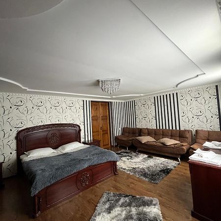 Guest House Misho Kazbegi Exteriör bild