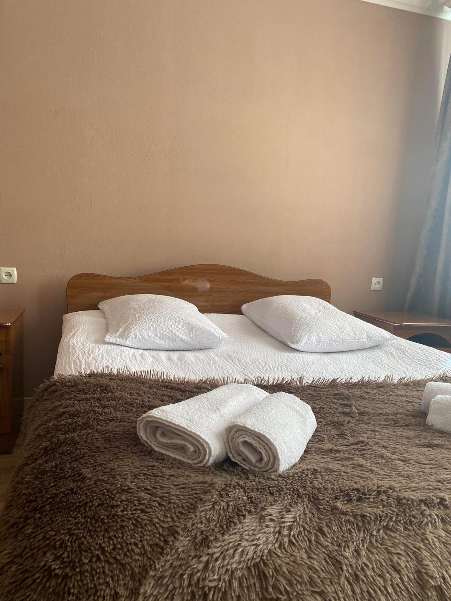 Guest House Misho Kazbegi Exteriör bild