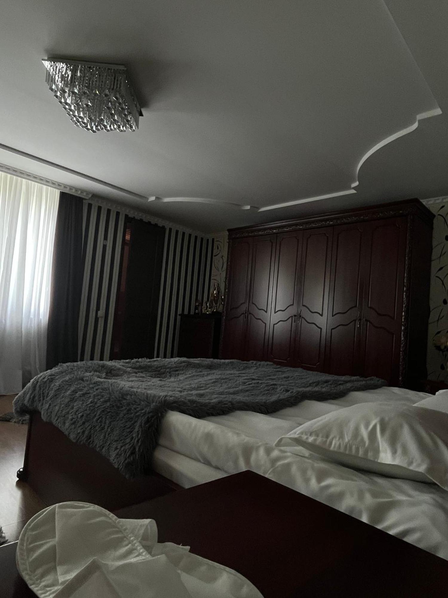 Guest House Misho Kazbegi Exteriör bild